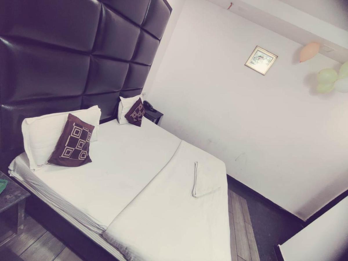 Hotel Saya Deluxe Near New Delhi Railway Station ' 外观 照片
